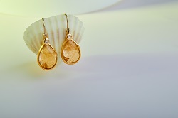Gold earrings 763689